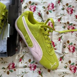 Puma Green and Pink Sneakers Sporty Low-Top